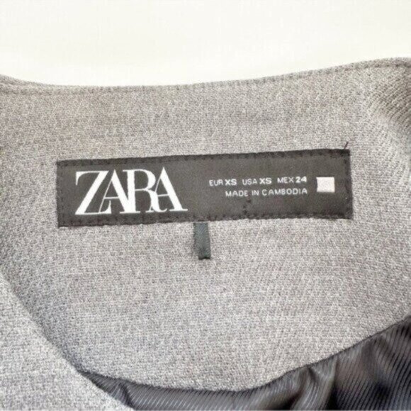Zara Metal Button Gray Semi Cropped Blazer Size XS - Picture 9 of 12